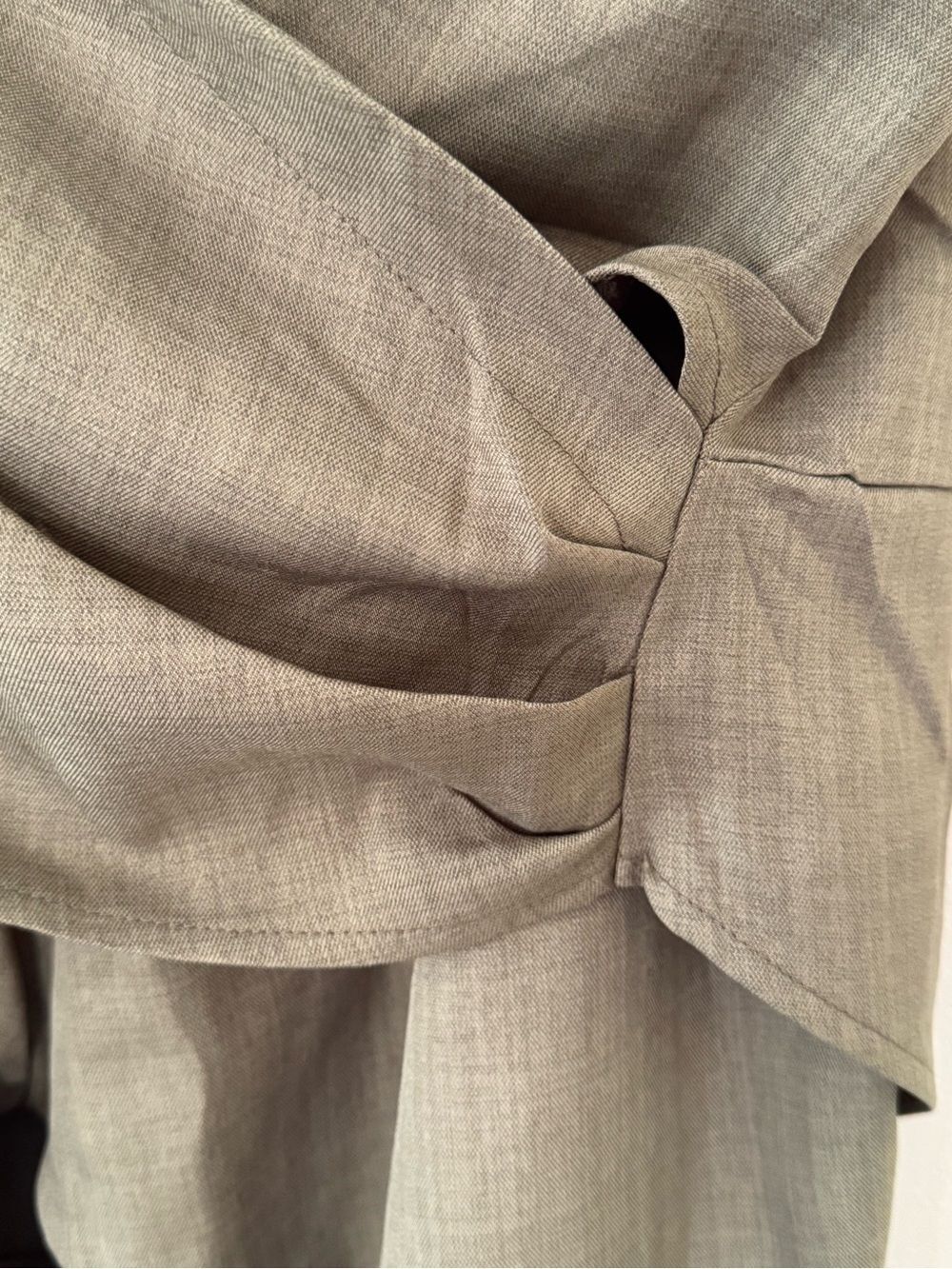 Khaki 2-Pieces Pant with Pockets and V-Neck Top Size XXL Short Sleeved - Picture 4 of 16
